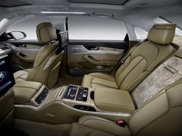 audi-a8l-2011-15